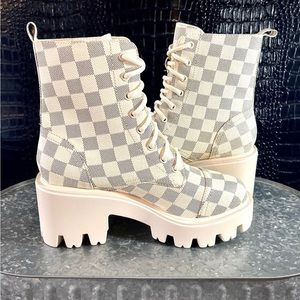Checkered Leather Lug Sole Heeled Boots!